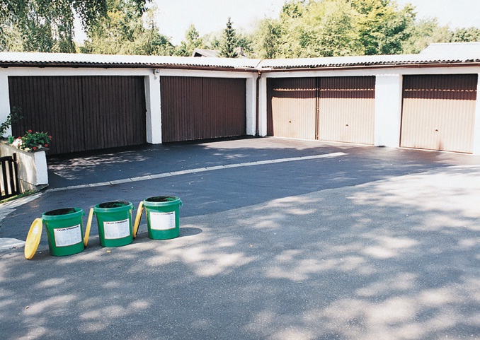 Asphaltversiegelung mit stradalan Asphaltversiegelung mit stradalan